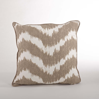 Saro Serpentine Printed Wavy Cotton Cotton Throw Pillow Saro